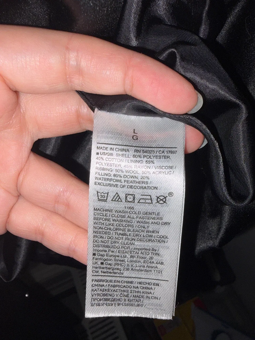 Banana Republic Black Puffer Coat - Size L image indicator(3)