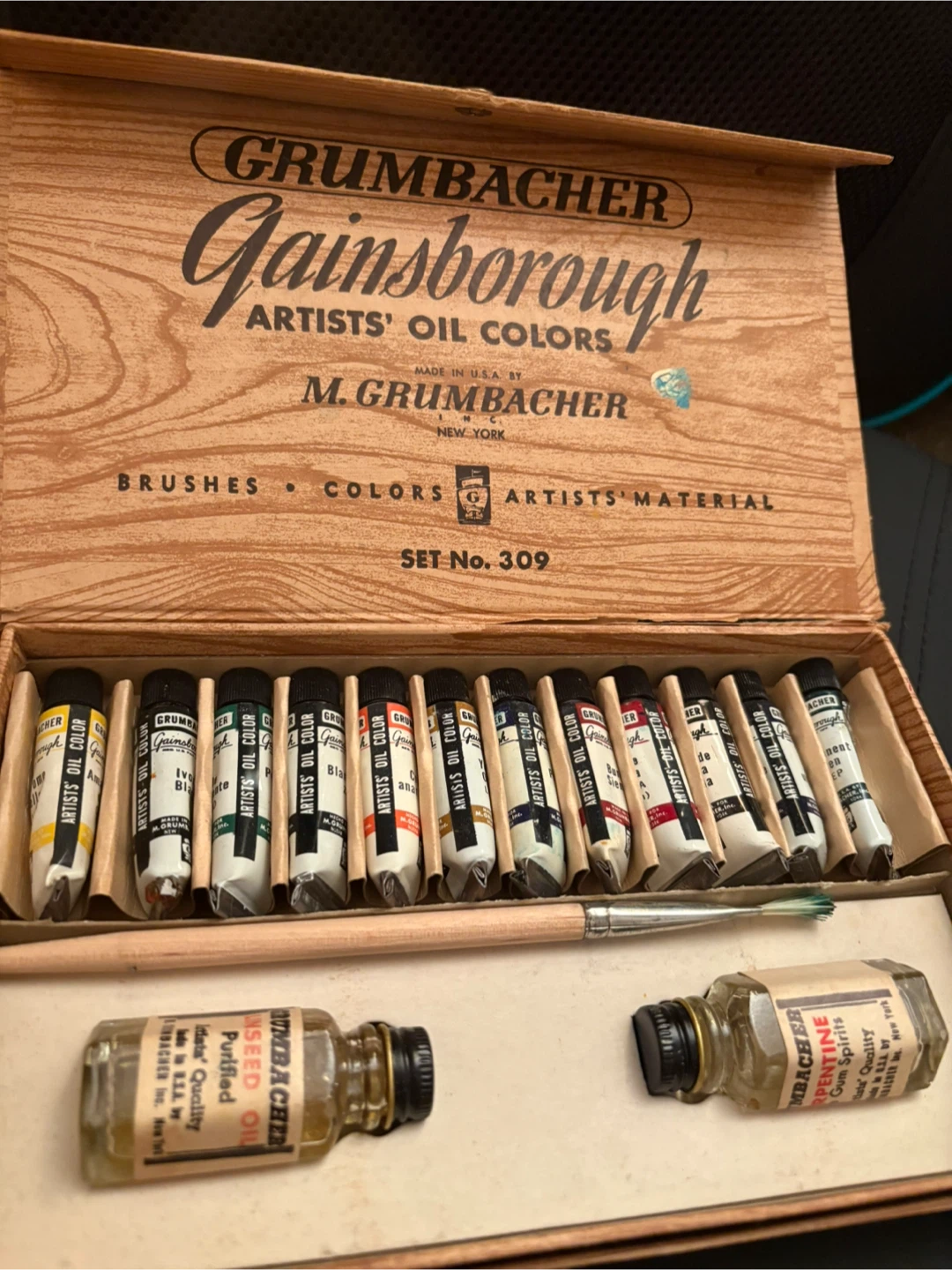 Vintage Grumbacher Gainsborough Artist's Oil Colors Set No. 309