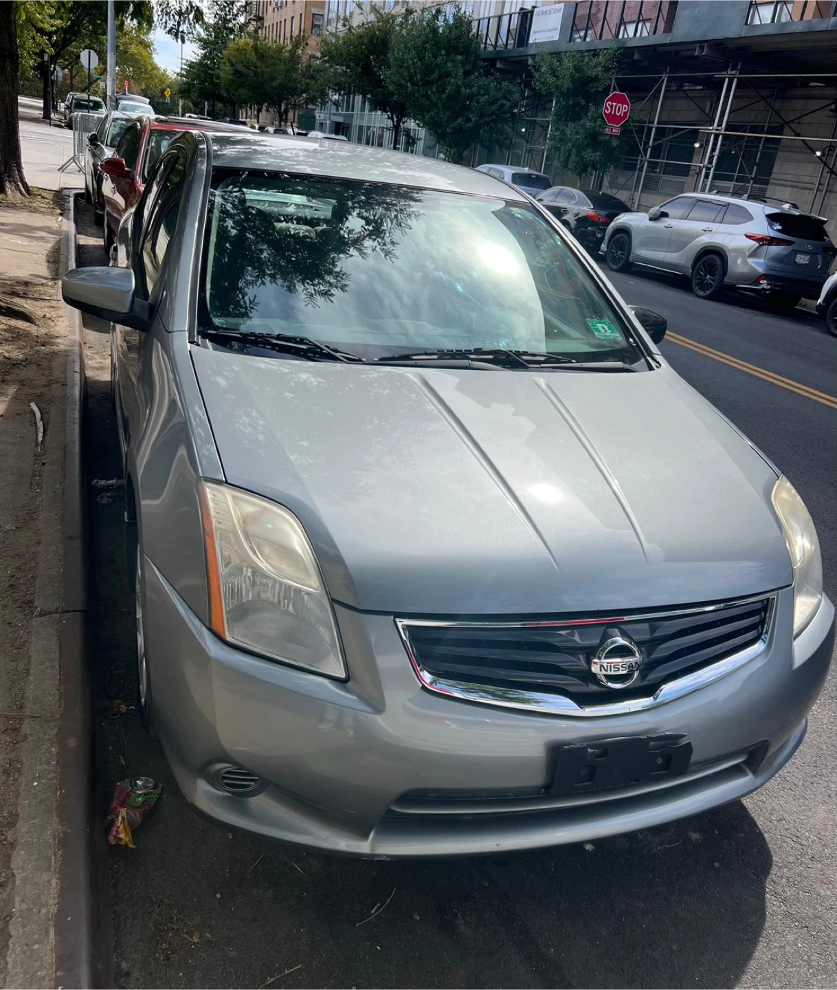 Nissan Sentra Sedan - Silver