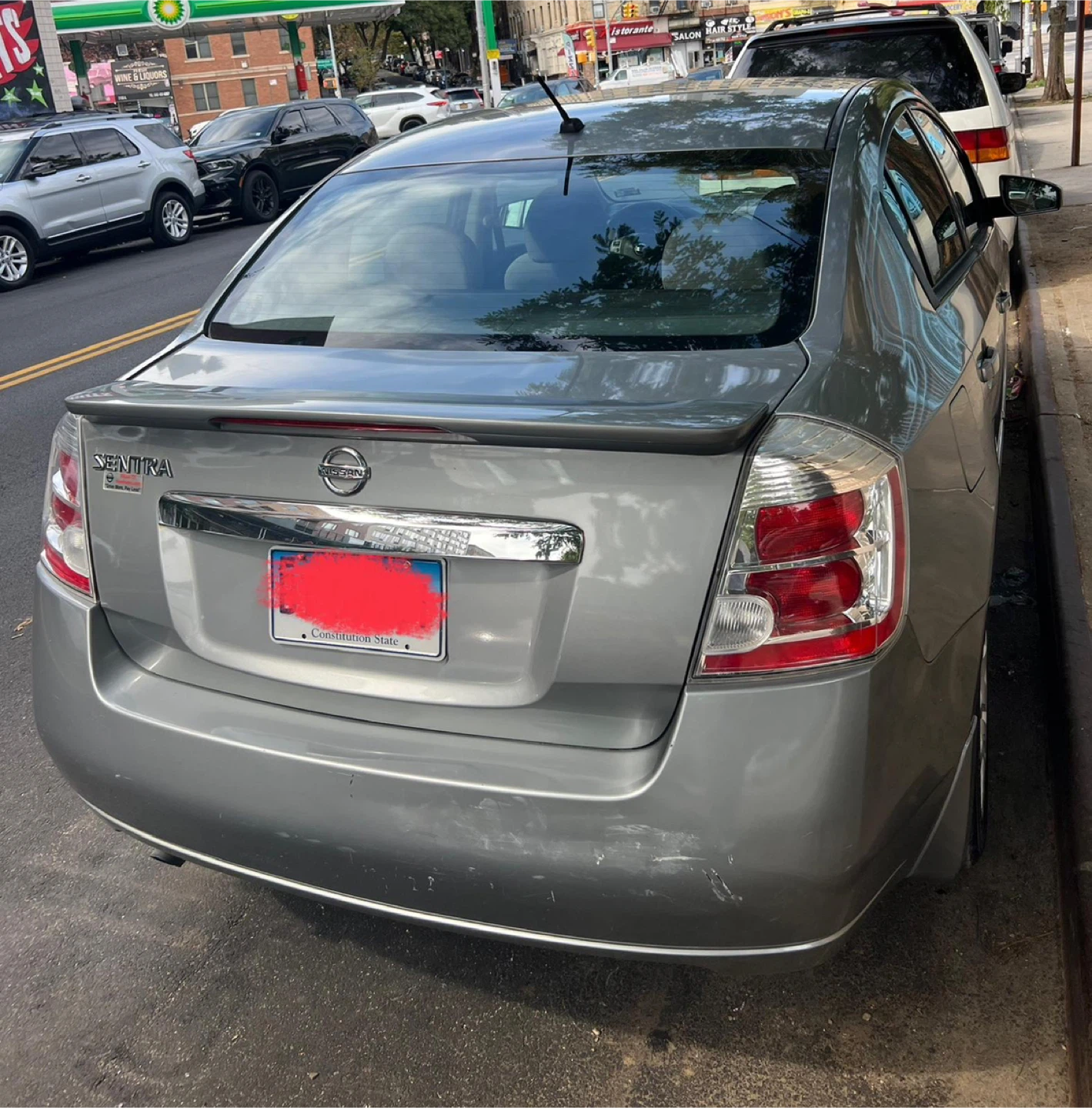Nissan Sentra Sedan - Silver - photo 3