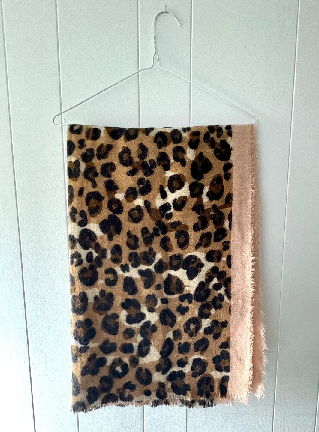 Leopard Print Scarf ! thumbnail