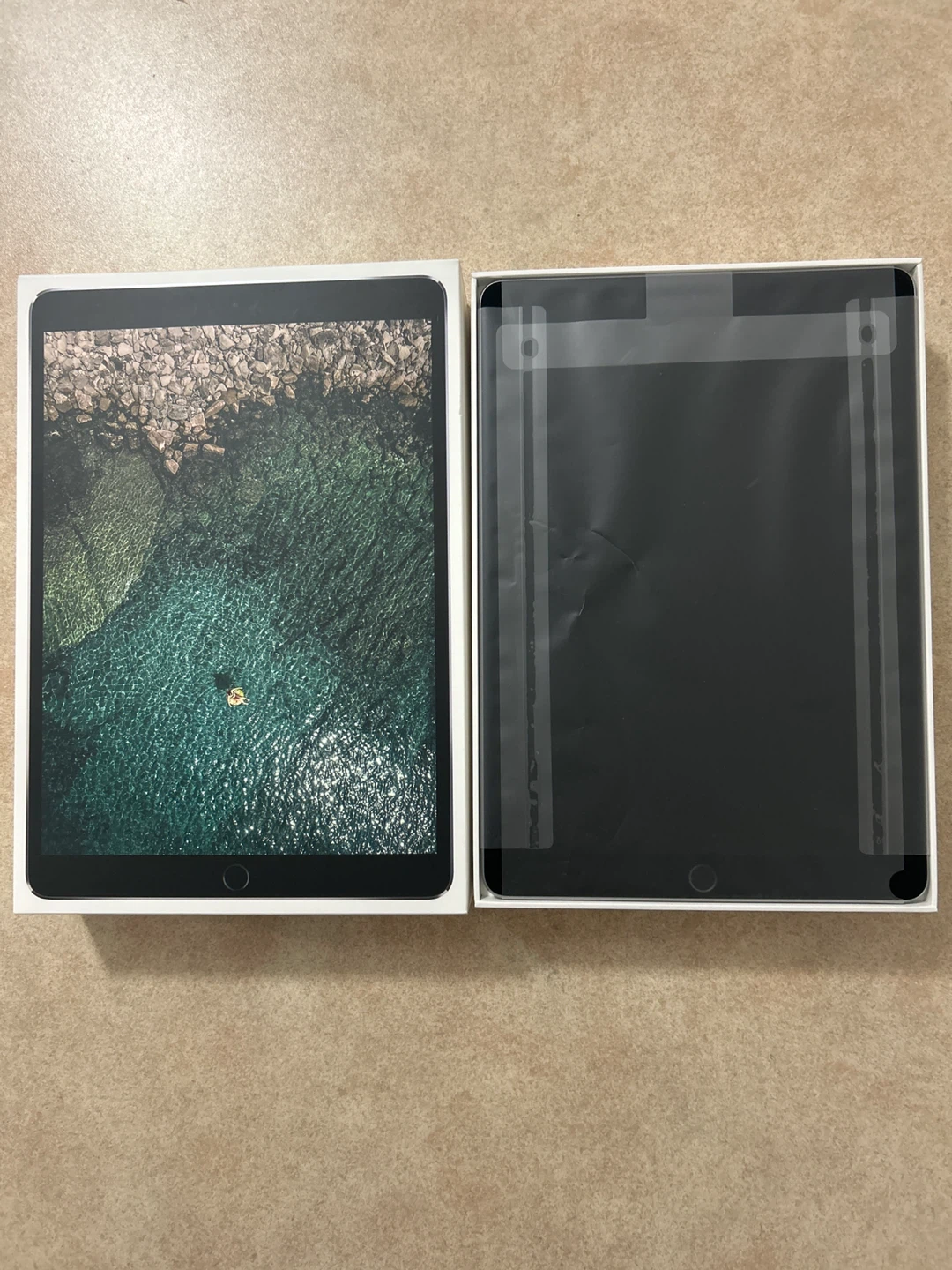 Apple iPad Pro 10.5-inch 256GB Space ( 2nd Generation)