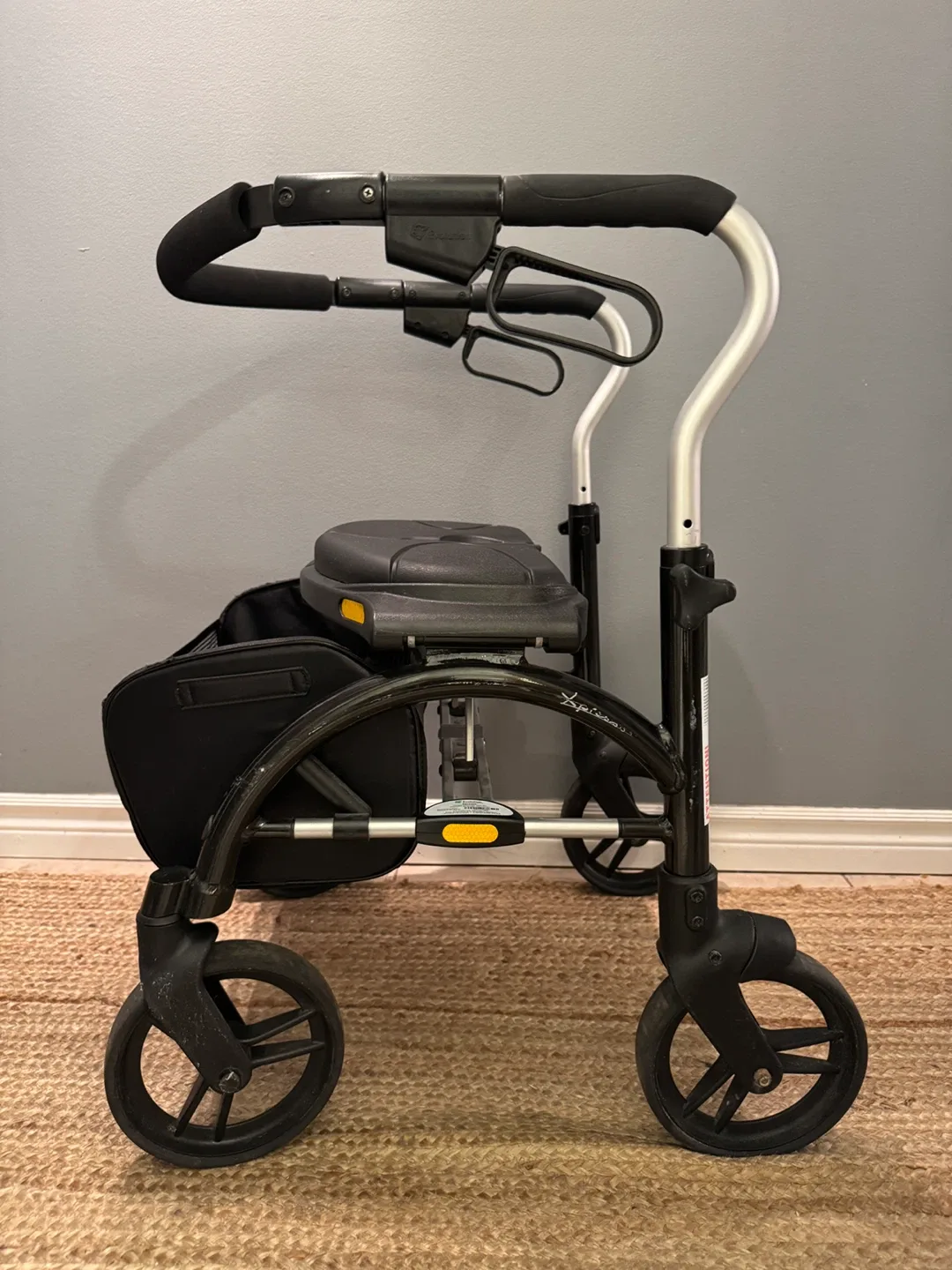 Evolution Xpresso Walker Rollator - Black image indicator(6)