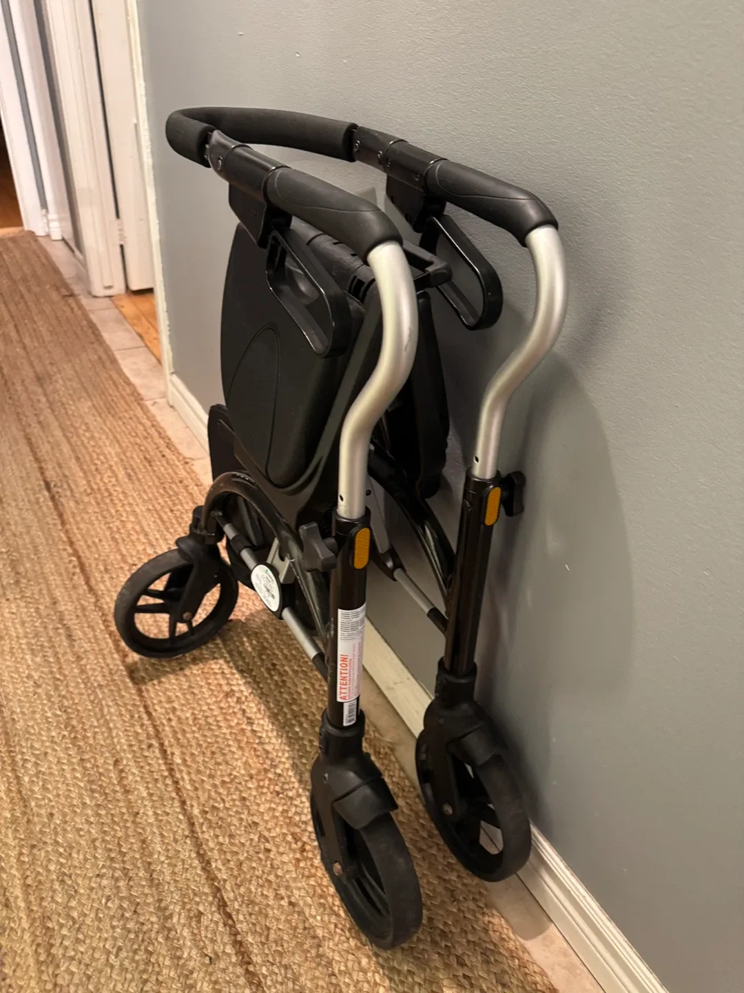 Evolution Xpresso Walker Rollator - Black image indicator(8)