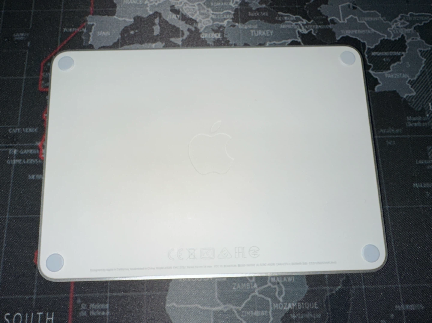 Apple Magic Trackpad 2 - Excellent Condition - photo 2