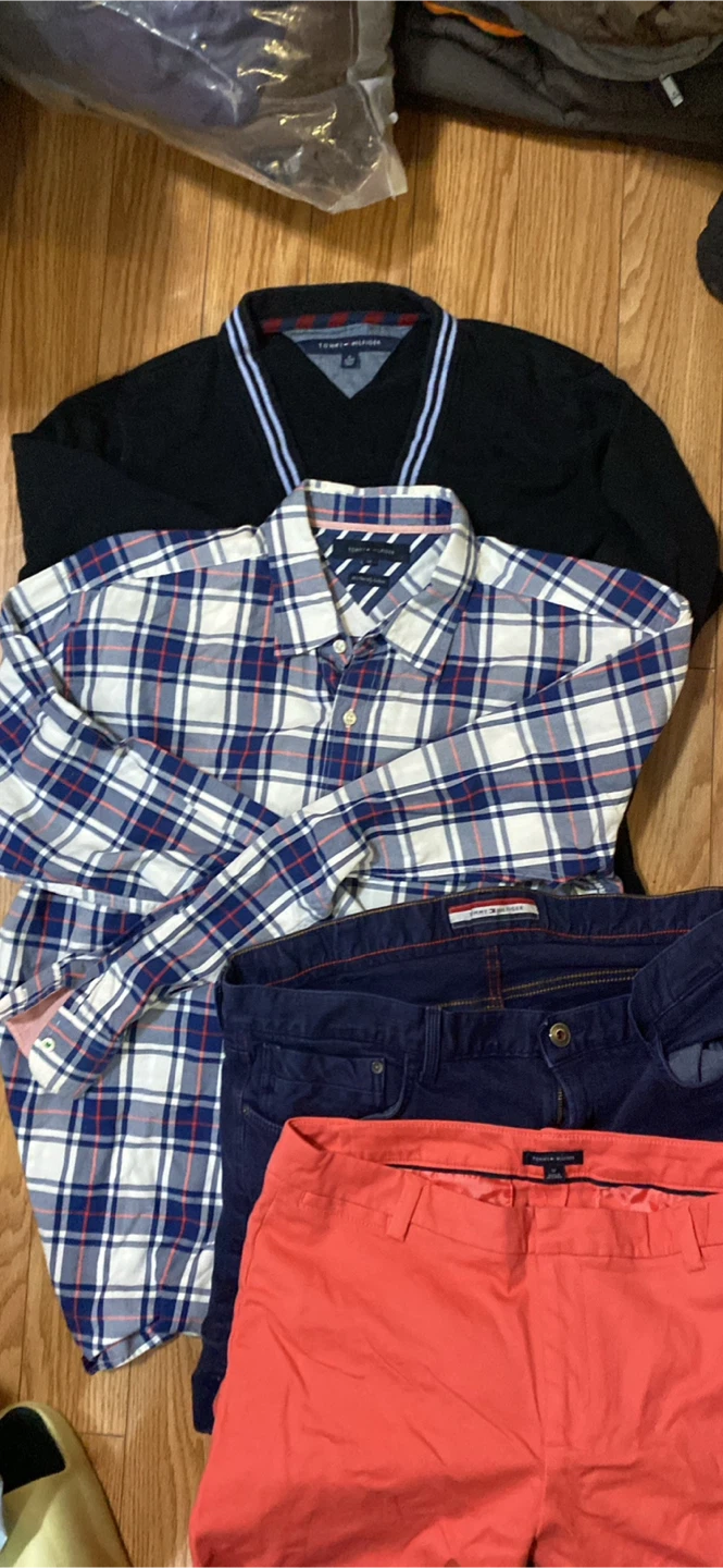 Tommy Hilfiger XL Shirt, Sweater, 38x32 Jeans, Size 12 Pants