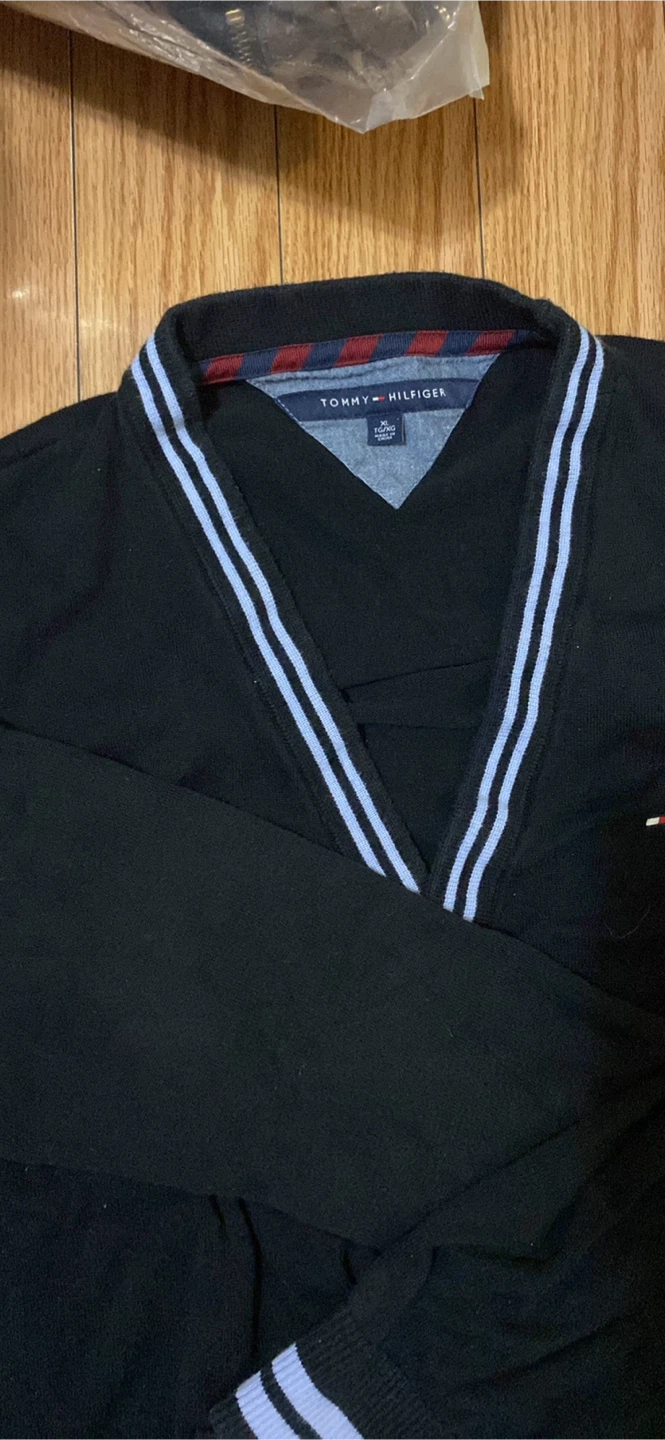 Tommy Hilfiger XL Shirt, Sweater, 38x32 Jeans, Size 12 Pants - photo 2