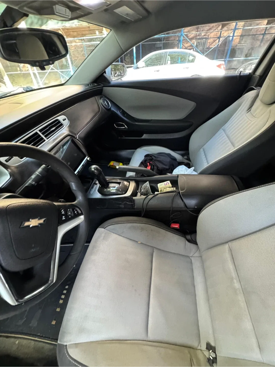 Silver Chevrolet Camaro Car image indicator(10)