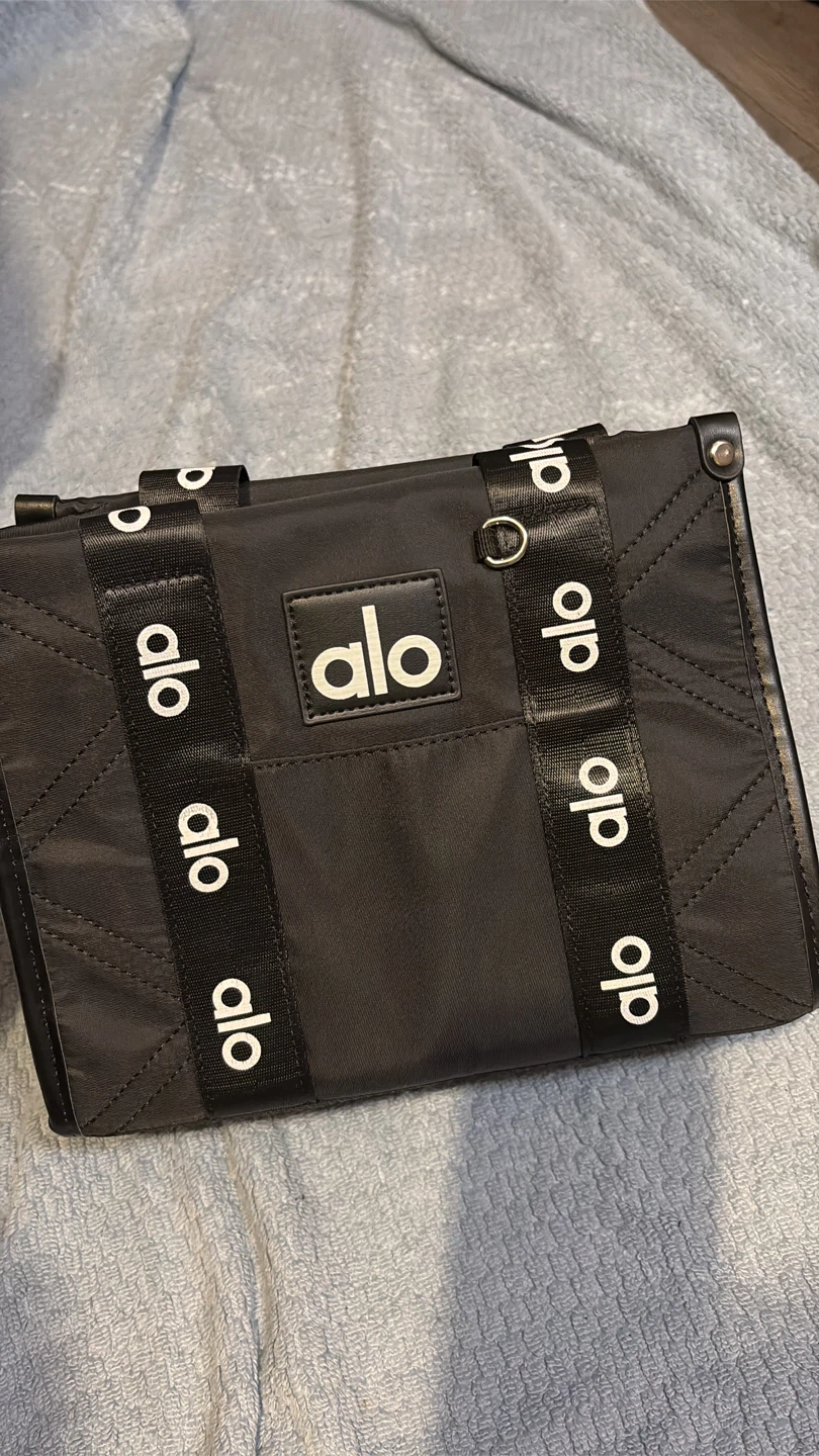 ALO Yoga Black Duffle Bag