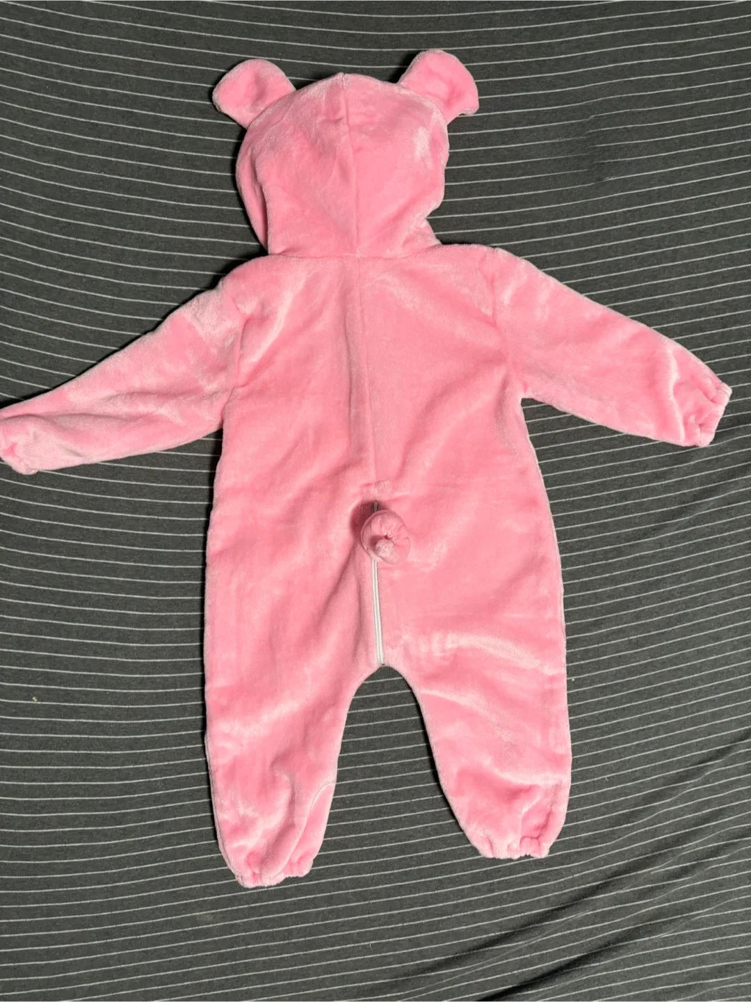 VGUC Pink Pig Costume - Size 90 (12-18 Months) image indicator(3)