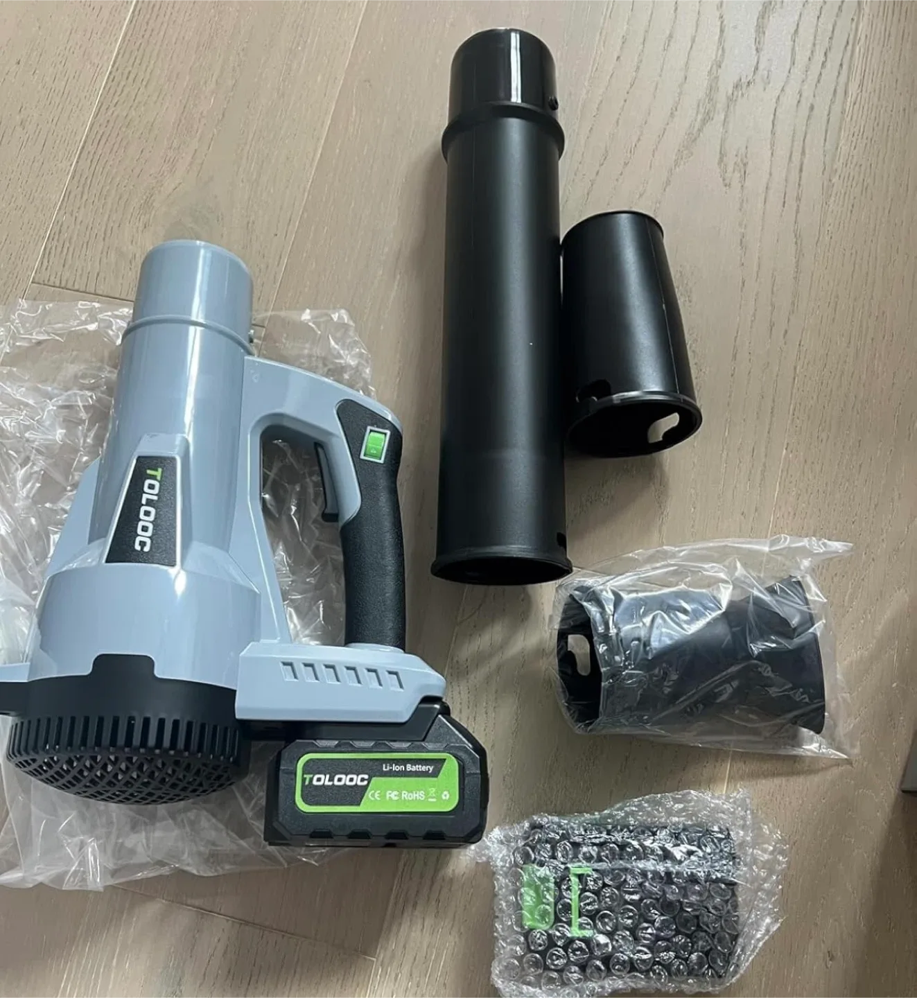 Cordless Leaf Blower w/ Battery