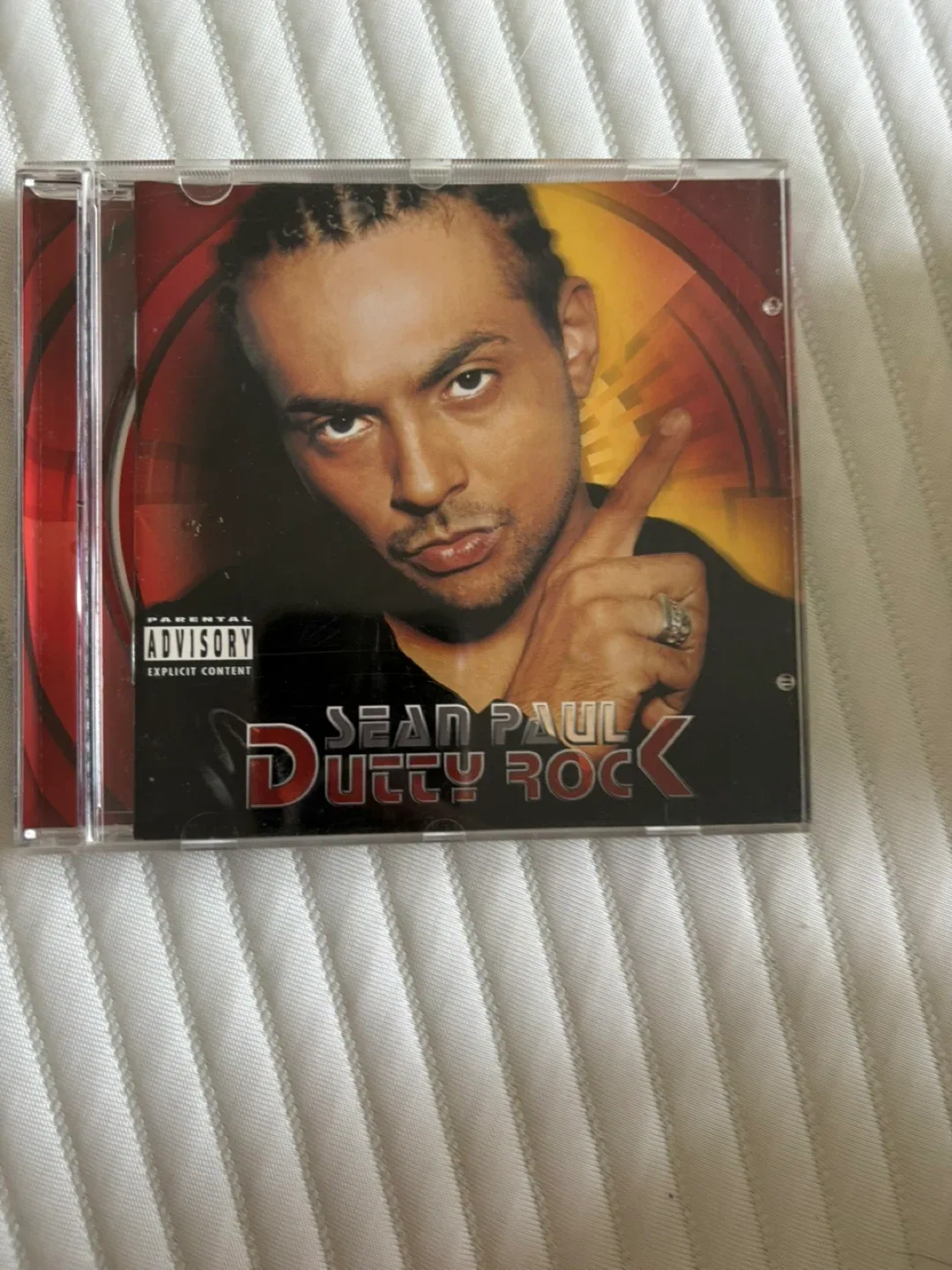 Mixed CDs: Classical Christmas, Sean Paul, George Michael, More image indicator(2)