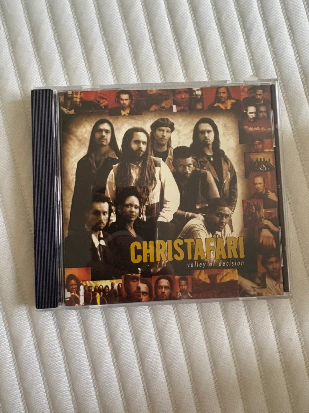 Mixed CDs: Classical Christmas, Sean Paul, George Michael, More image indicator(5)
