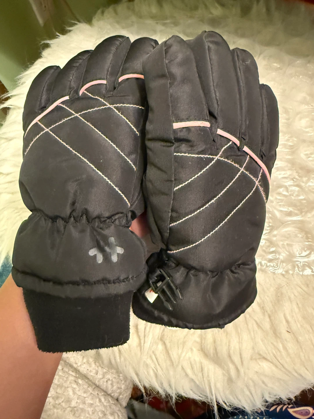 Hot Paws Kids Gloves, Size 4-6 Years