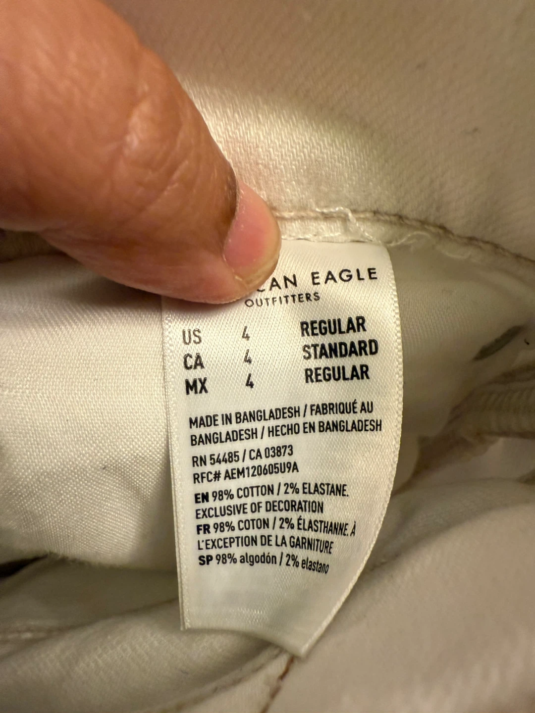 American Eagle White Jeans - Size 4 - photo 5