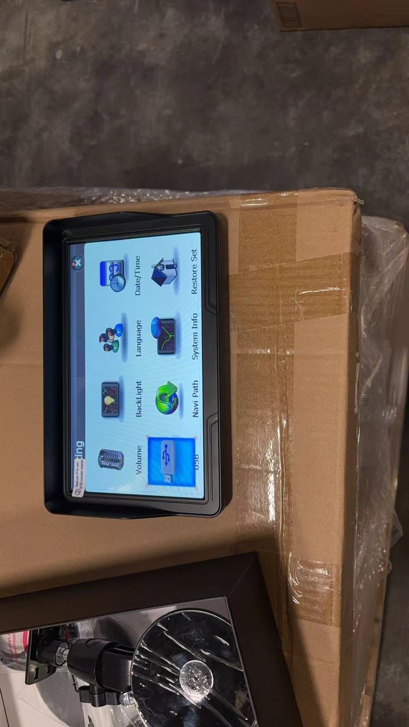 GPS Navigator J908 (9 inches)