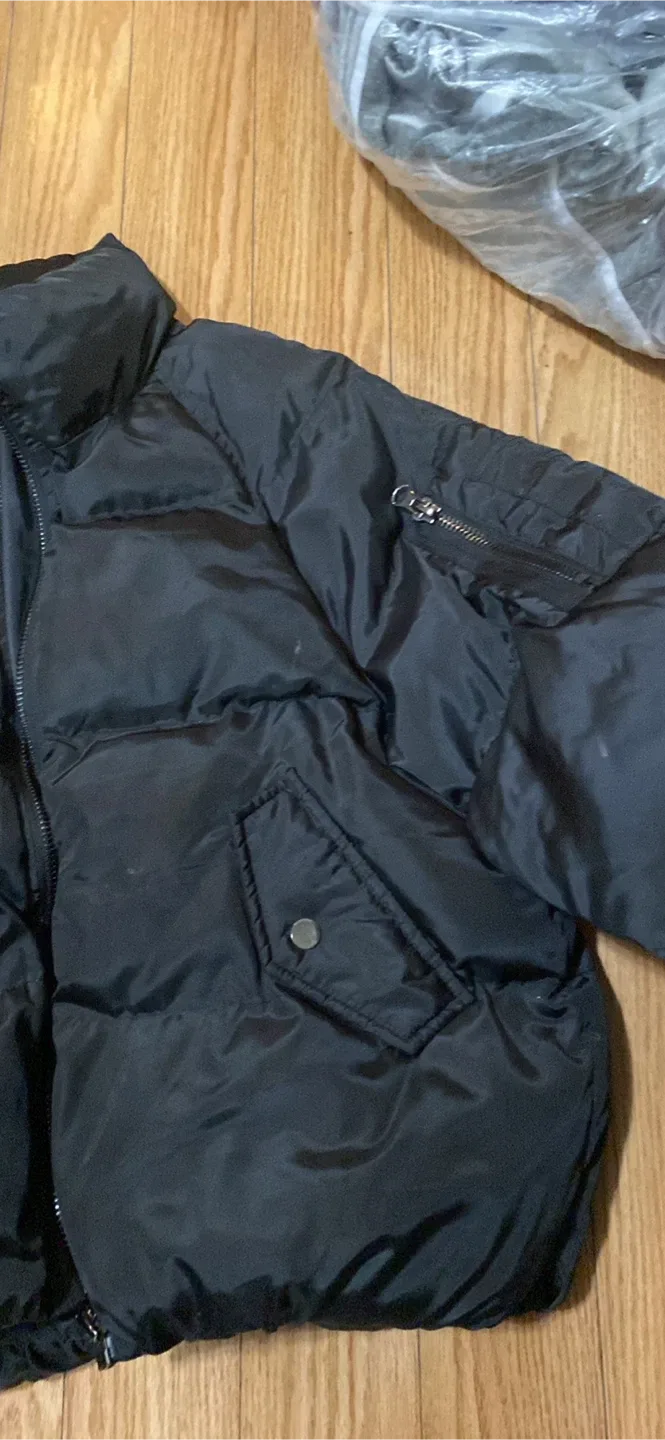 Black Down Winter Coat image indicator(2)