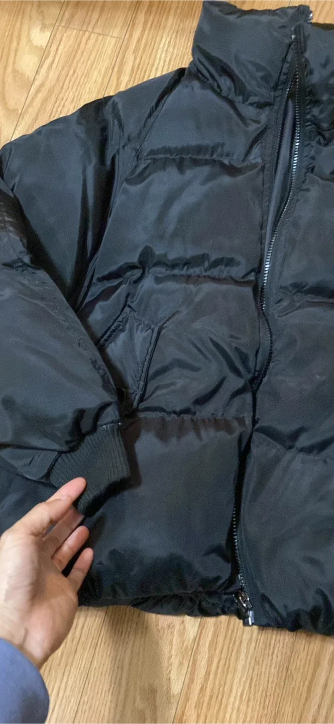 Black Down Winter Coat image indicator(3)