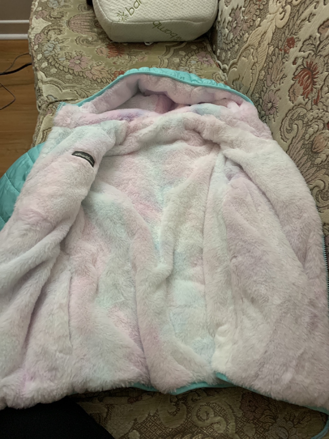 Eddie Bauer Girls' Puffer Jacket, two  sided, size 10-12 - photo 2
