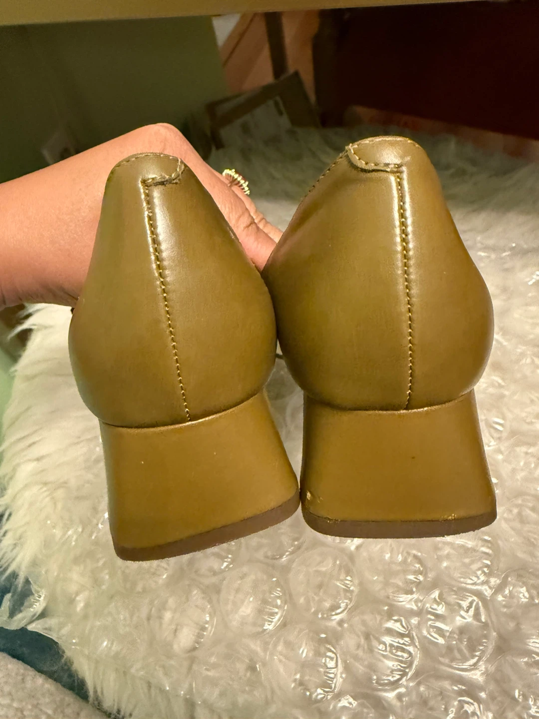 Charles & Keith Olive Green Heels - photo 5