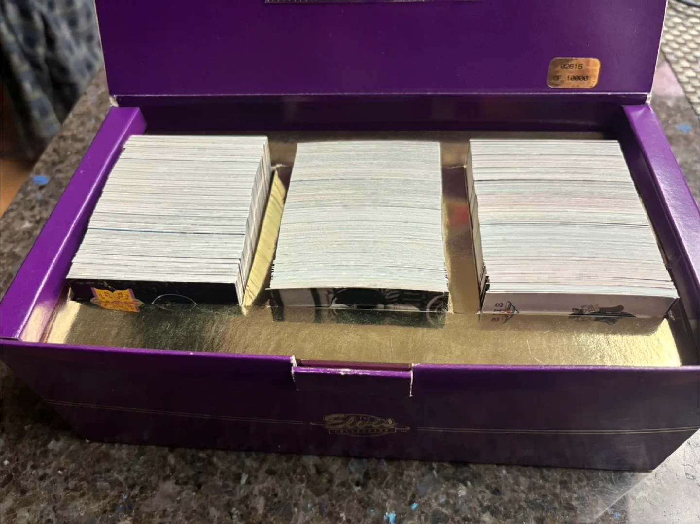 1993 The Elvis Collection Trading Cards Boxed Set image indicator(4)