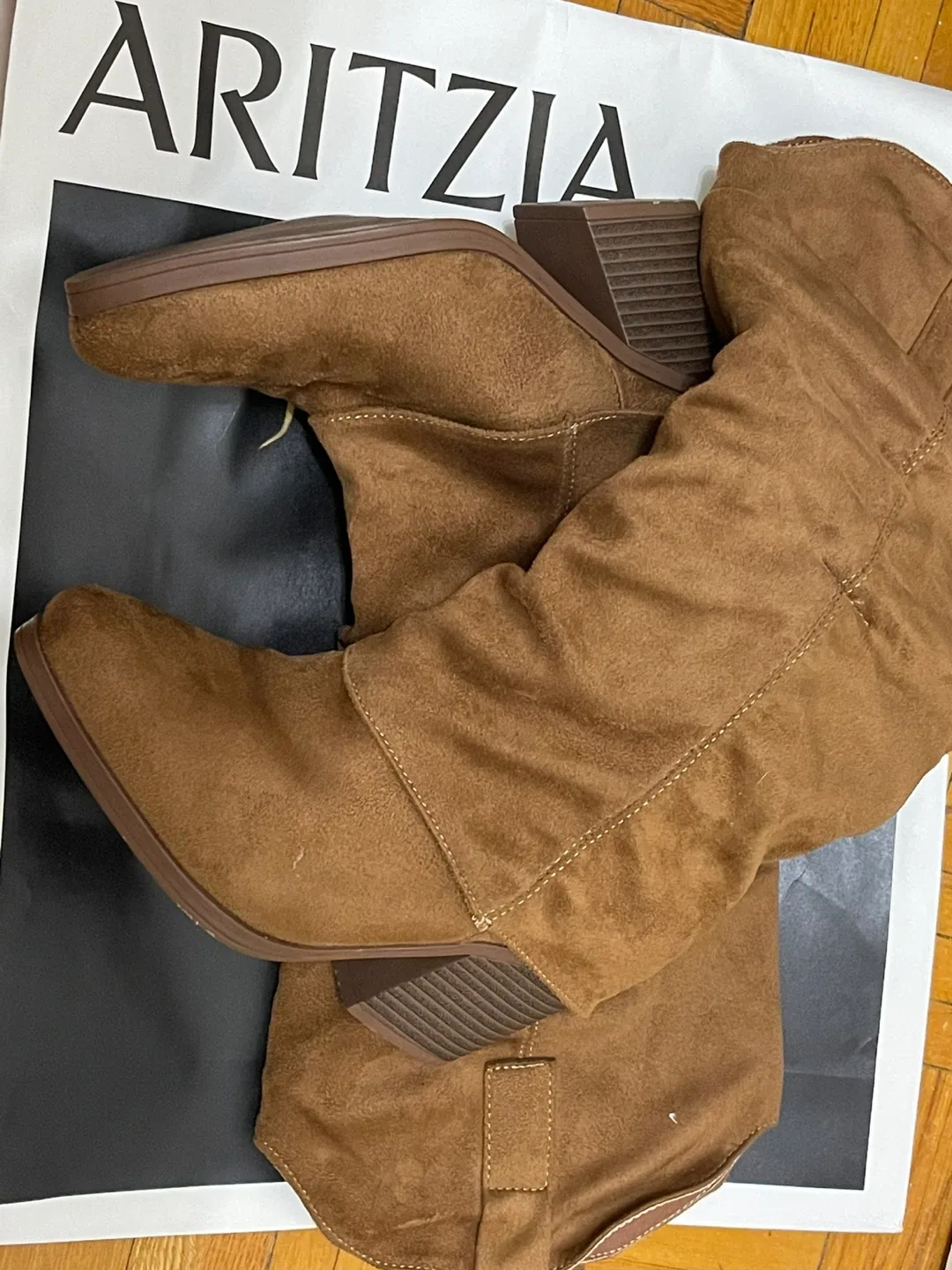 Women shoe size 6 thumbnail