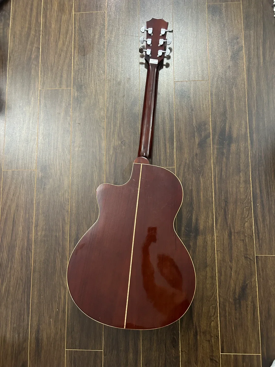 Acoustic Guitar with Capo image indicator(2)