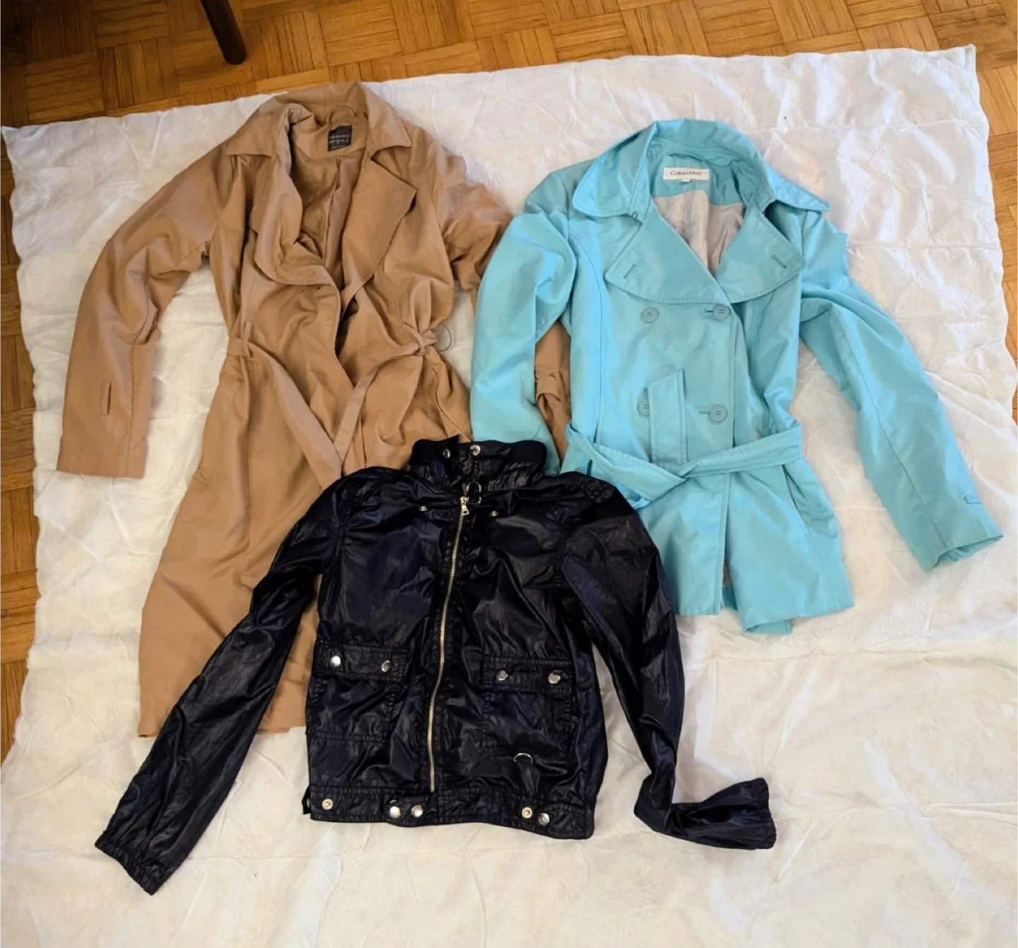 Lot of Ladies Blazers and Jackets image indicator(4)