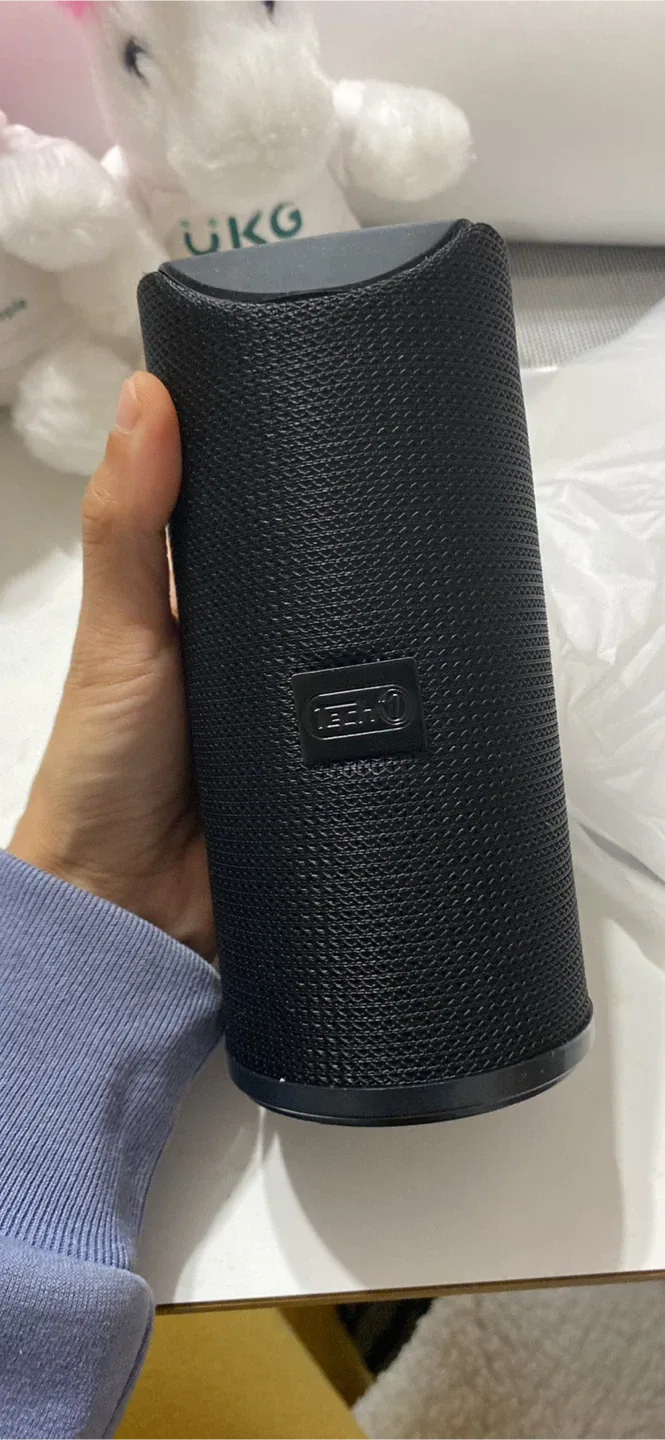 Tech1 Rage Portable Bluetooth Speaker thumbnail