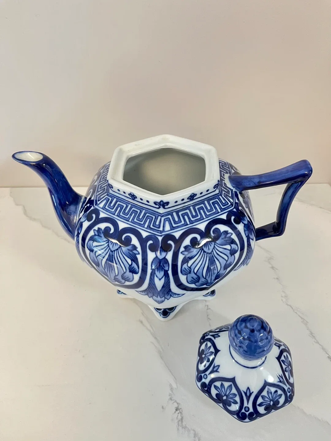 Bombay “Adelaide” Footed Porcelain Teapot & Cup Set image indicator(3)
