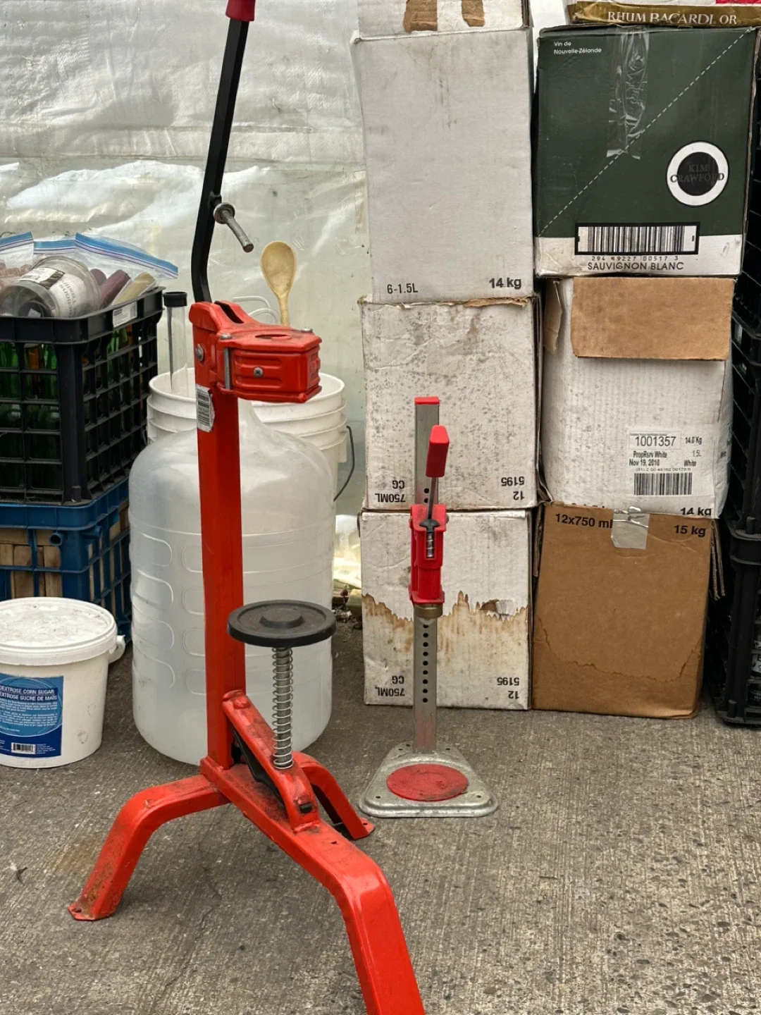 Home Brewing Bottle Capper, Drying Rack & More image indicator(7)