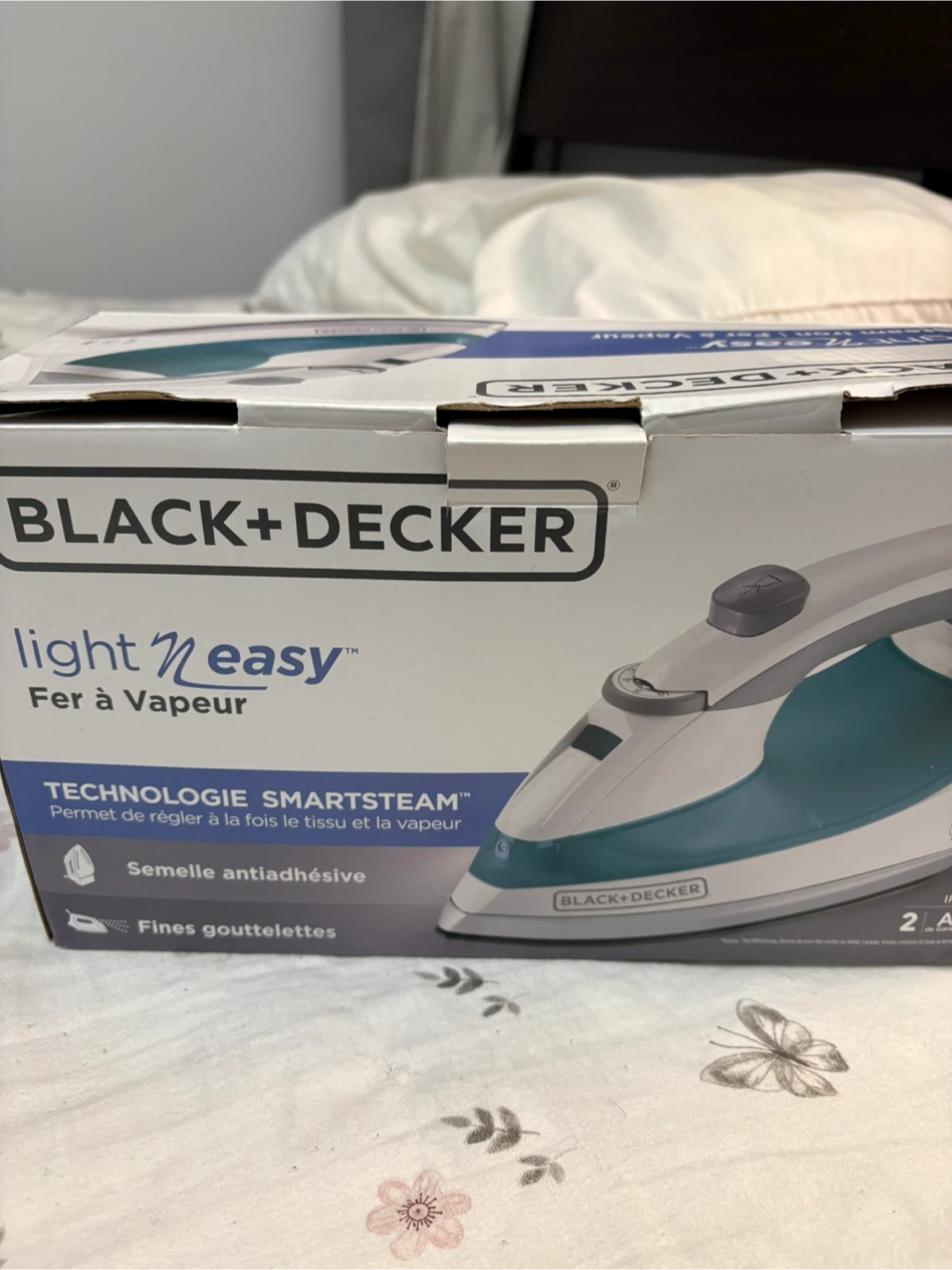 Black+Decker Light 'N Easy Steam Iron - photo 2