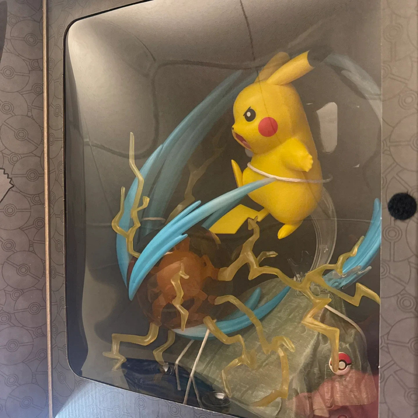 New Pokemon Pikachu Light FX Deluxe Figure image indicator(4)