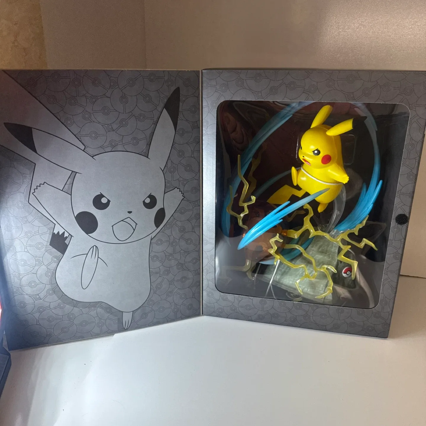 New Pokemon Pikachu Light FX Deluxe Figure image indicator(7)