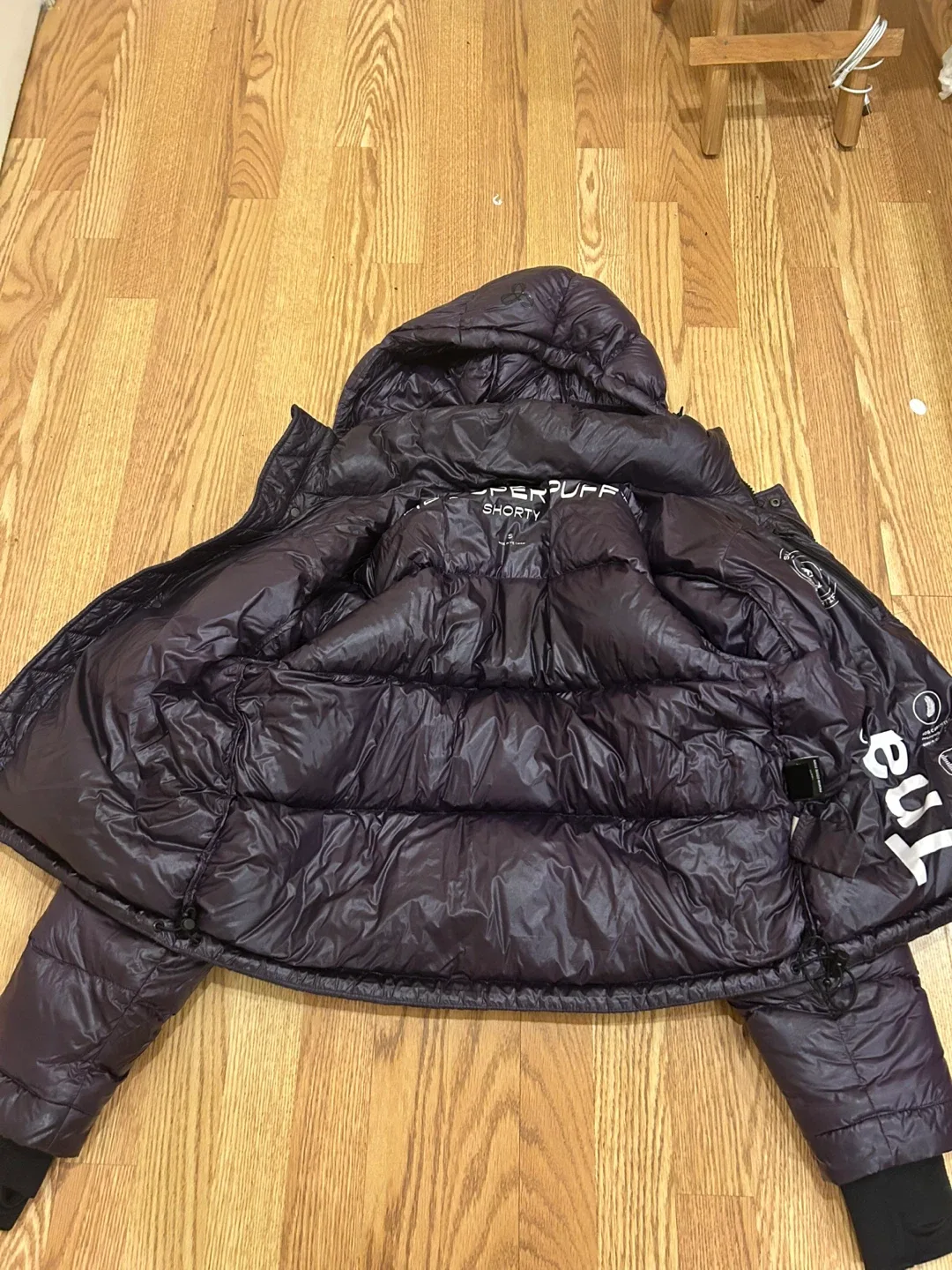 Aritzia Super Puff Shorty Jacket image indicator(2)