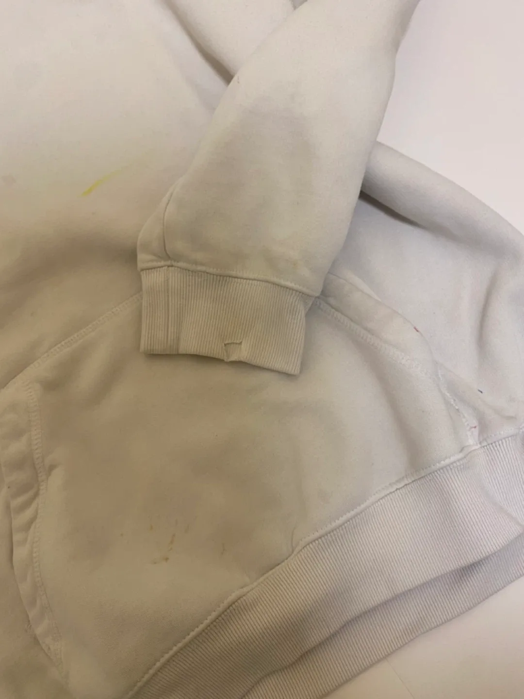 H&M Relaxed Fit Hoodie - Size M image indicator(3)