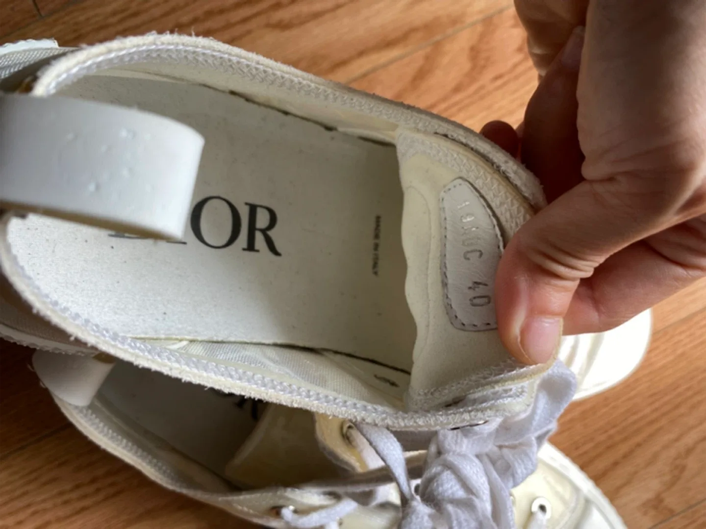 Dior Cream D-Connect Sneakers Size 39 image indicator(5)