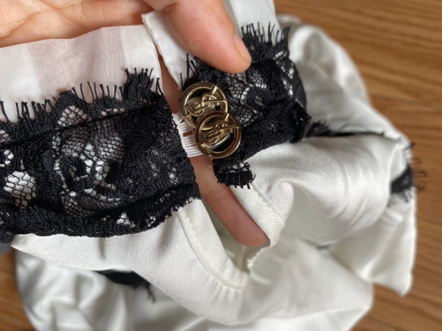YSL White & Black Lace Accent Blouse Size S - photo 2