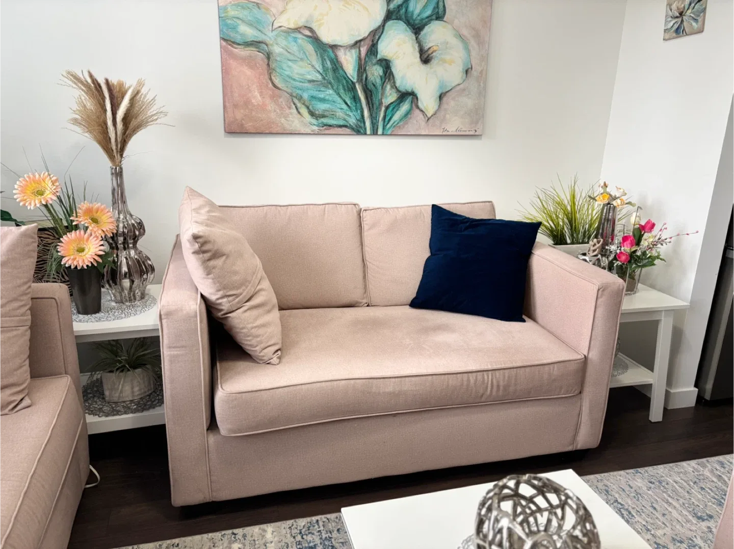 Blush Pink Sofa Set image indicator(3)