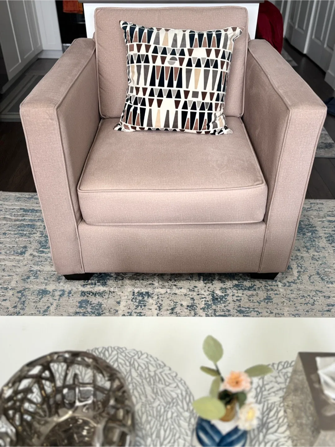 Blush Pink Sofa Set image indicator(4)