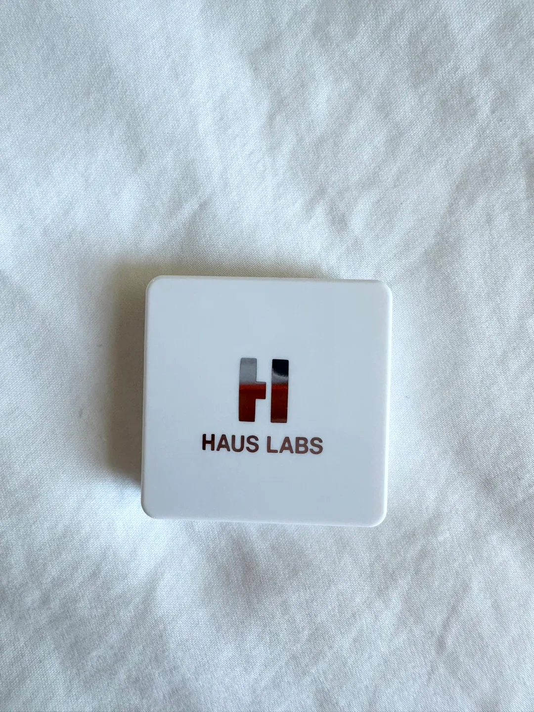 New Haus Labs Mini Gel-Powder Highlighter - Rose Quartz image indicator(2)