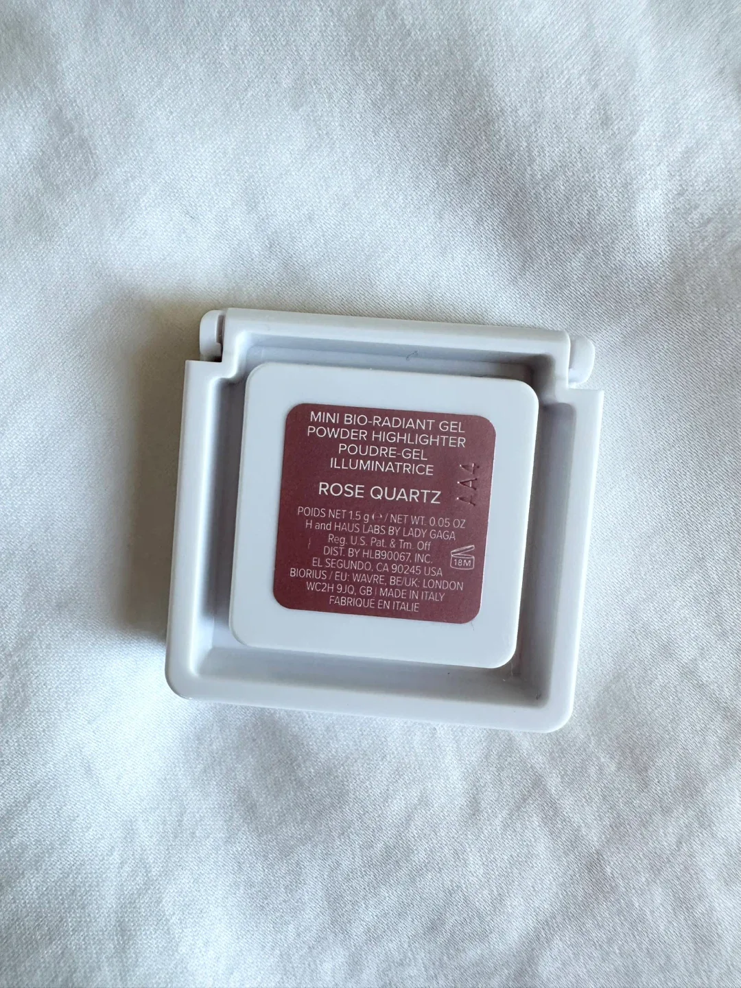 New Haus Labs Mini Gel-Powder Highlighter - Rose Quartz image indicator(3)