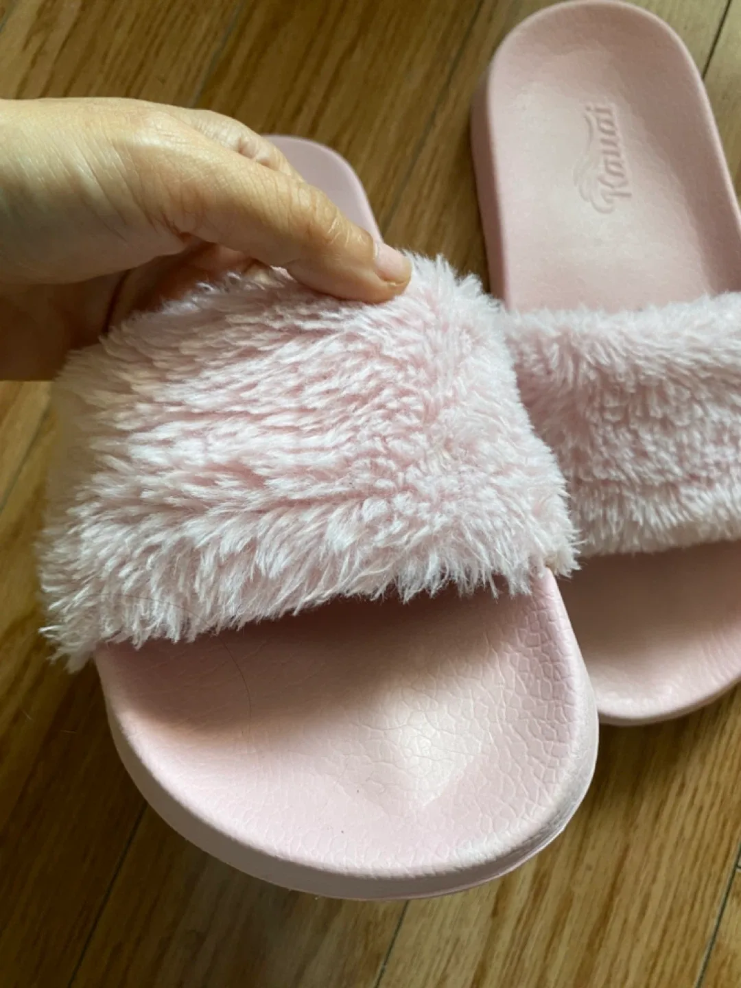 Kawai Pink Furry Slides - Size 6 image indicator(2)