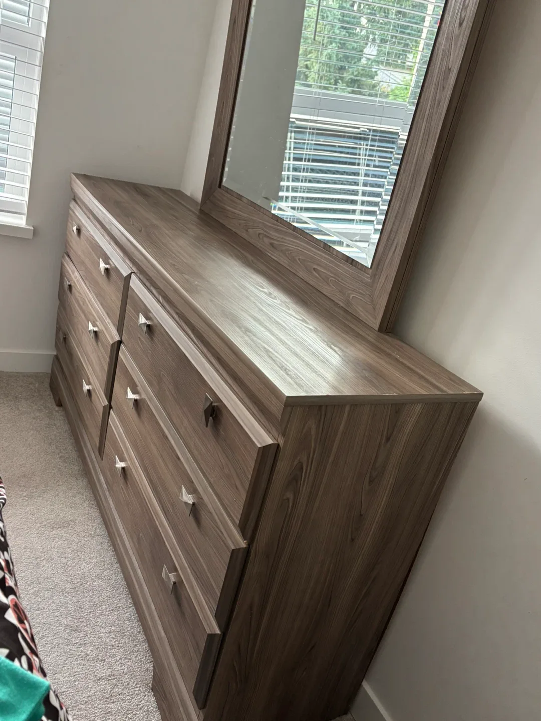 Bedroom Set - Bed, Dresser, Nightstand image indicator(6)