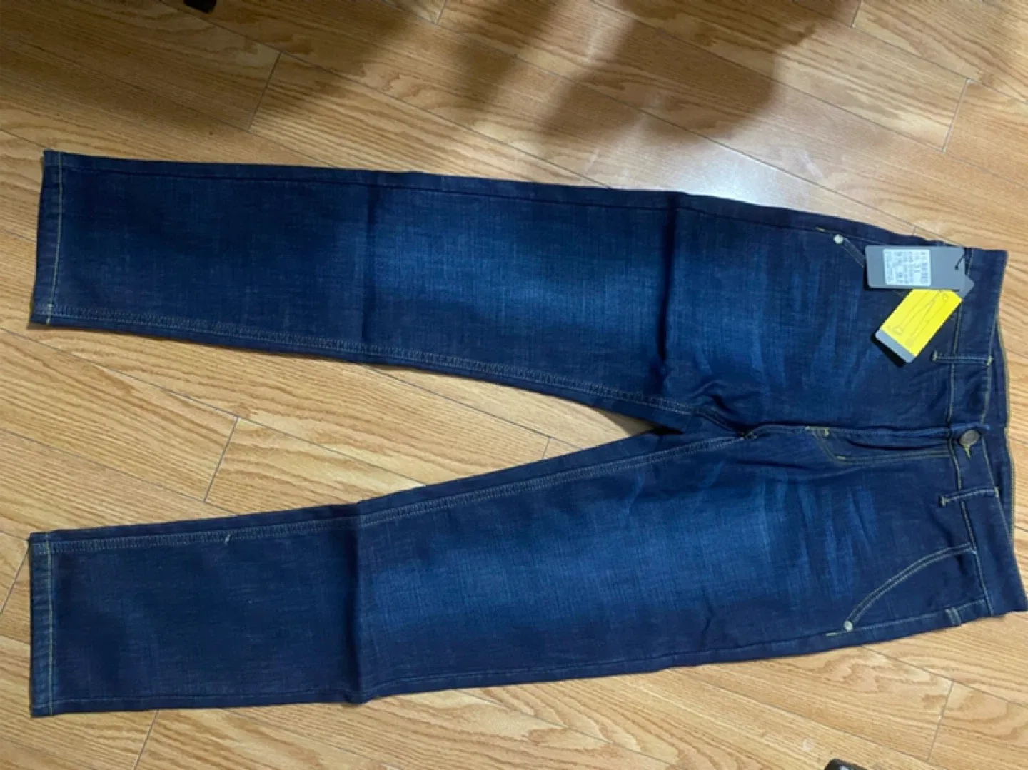 Brand New Dark Blue Fluffy Warm Jeans - Size 31 thumbnail