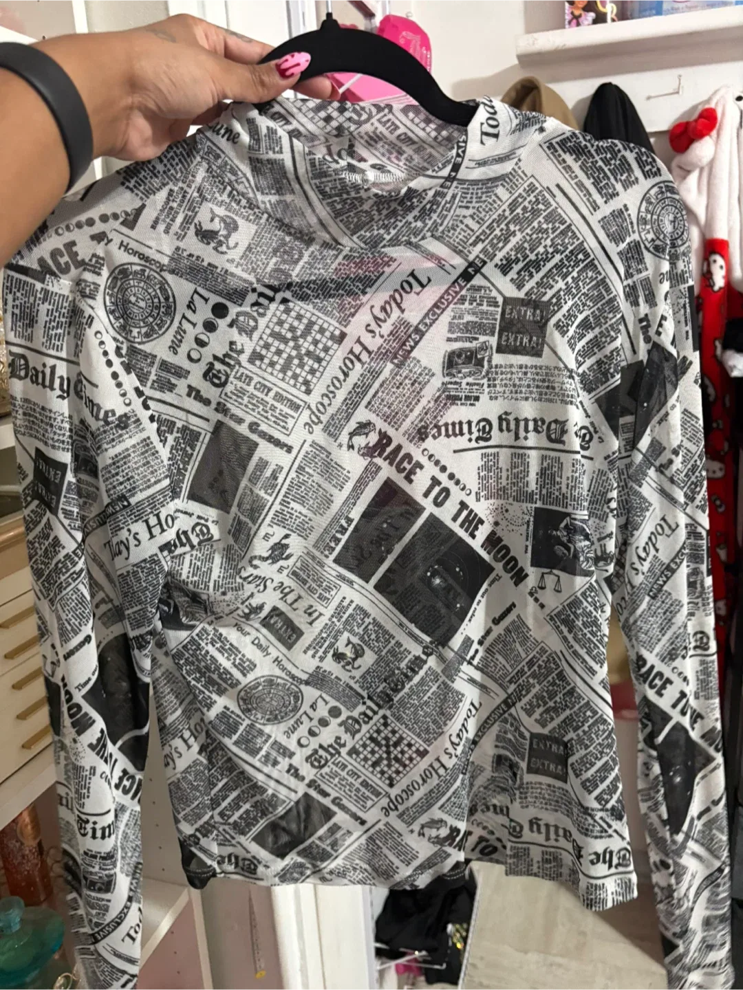 Newspaper Print Mesh Top - Size TG/XL thumbnail