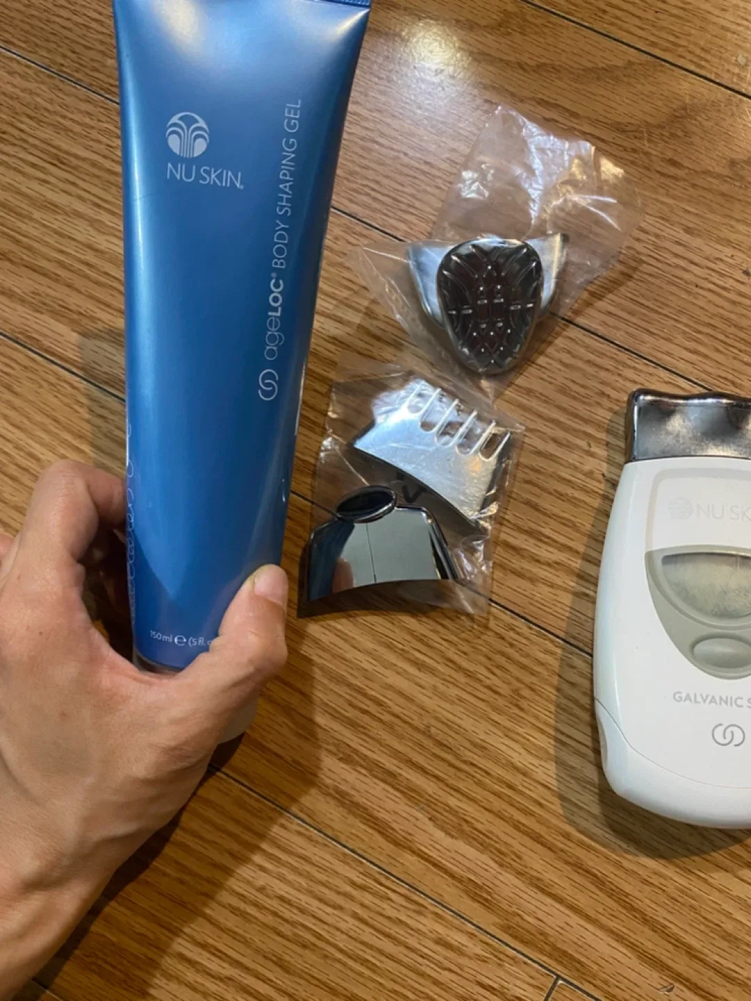 Nu Skin Galvanic Spa II System image indicator(2)