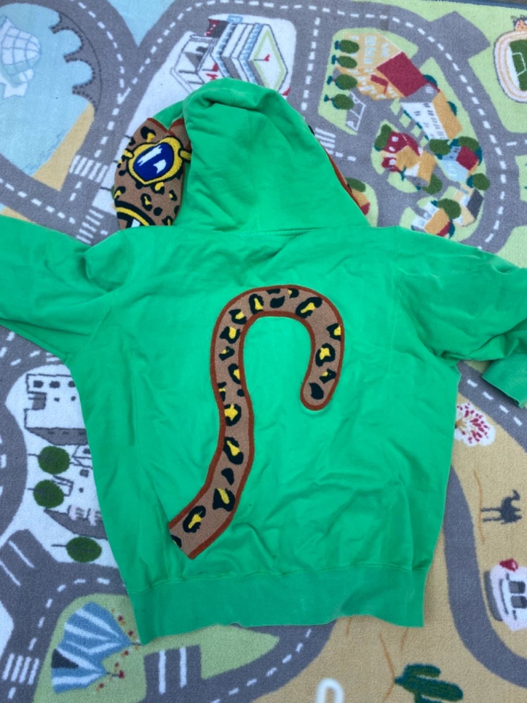 Devil Nut Men‘s Tiger Design Green Graphic Hoodie Size Large - photo 3