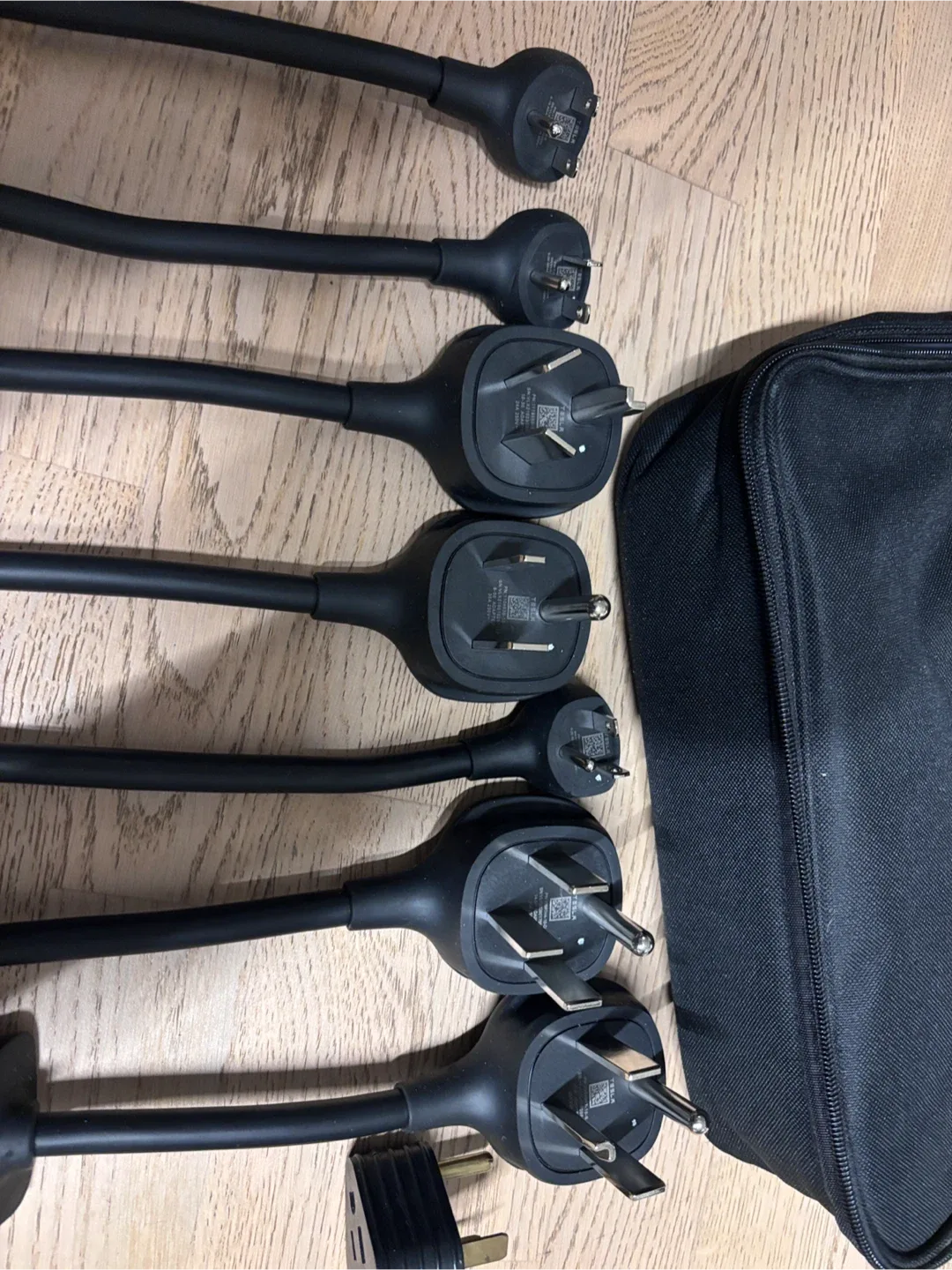 Tesla Mobile Connector Adapters w/ Case image indicator(3)