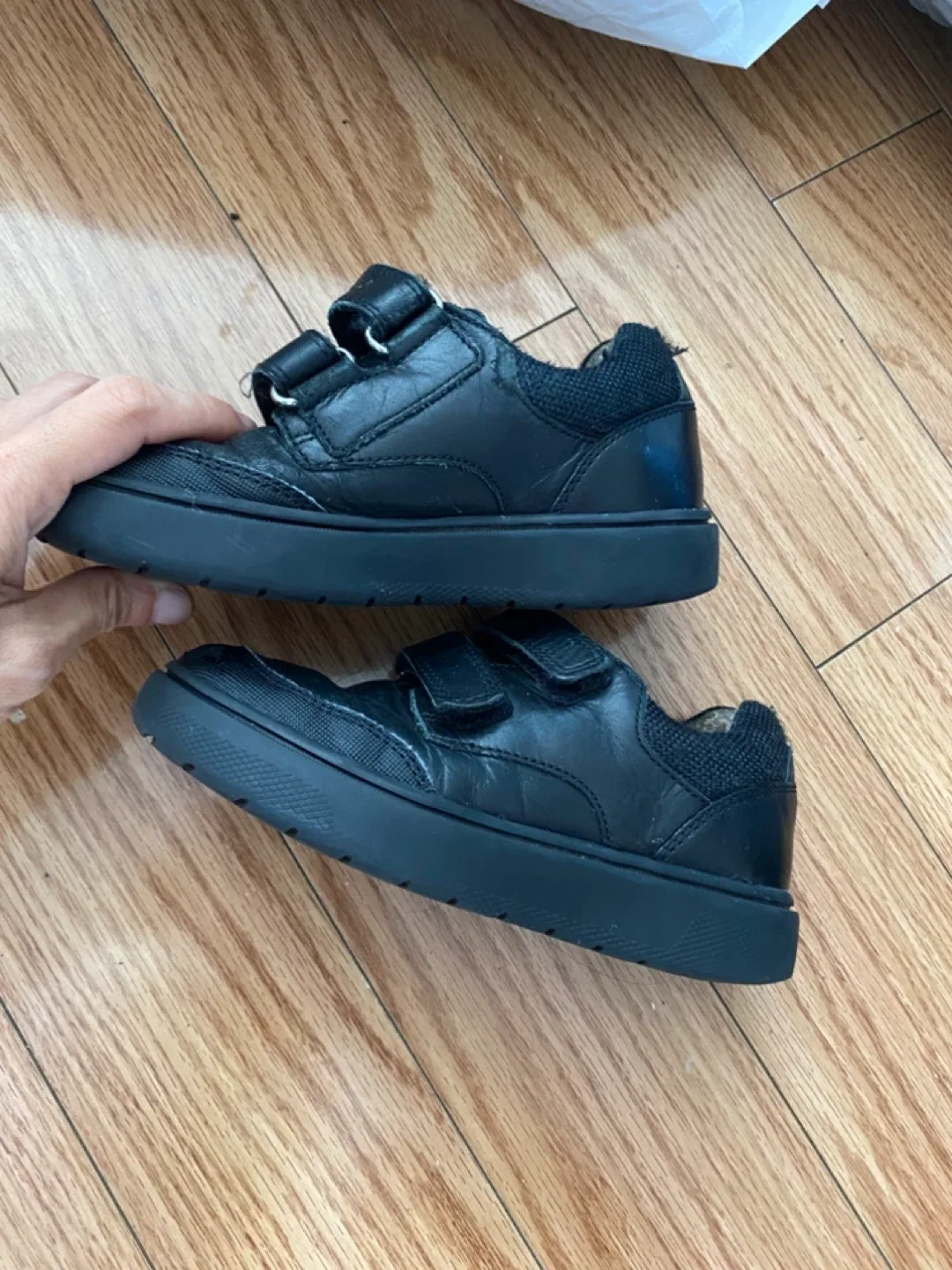 Geox Black Velcro Leather Shoes - Toddler Size 28 image indicator(6)